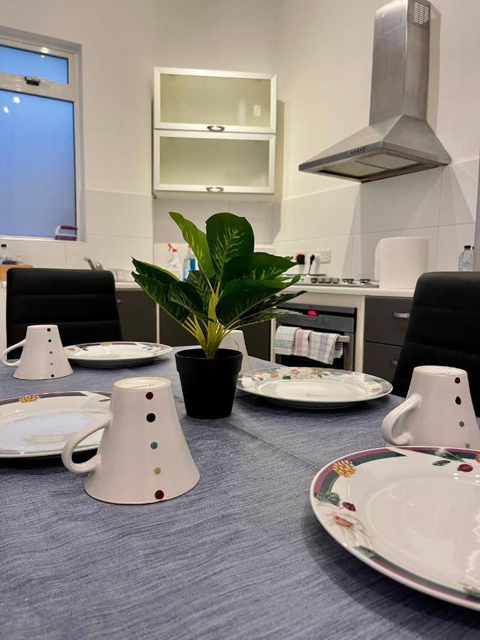 Balesa Property - Modern Duplex House In Central 슬리에마 외부 사진