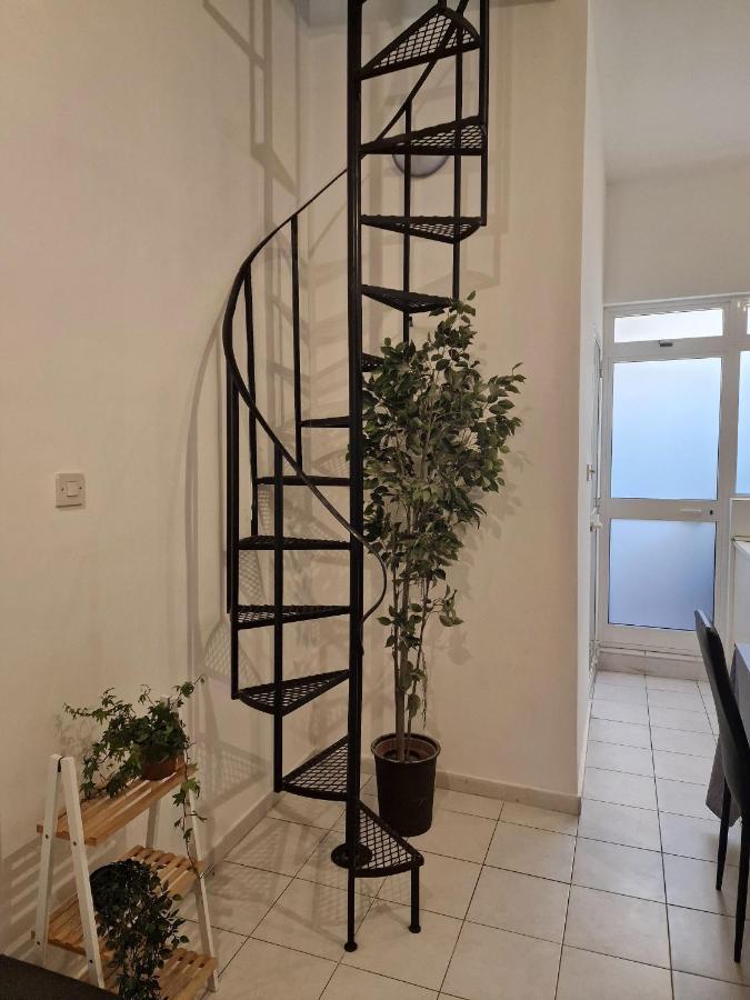 Balesa Property - Modern Duplex House In Central 슬리에마 외부 사진
